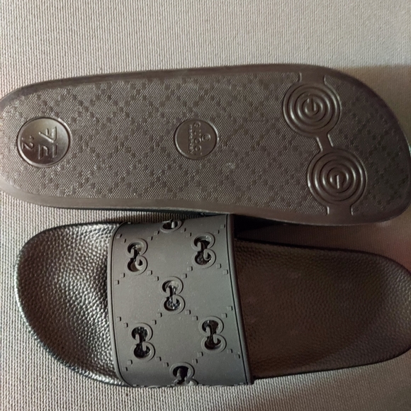 Other - Gucci Slides